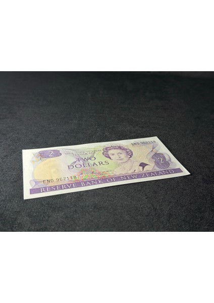 Kraliçe Elisabet Iı Yeni Zelenda 2 Dolar P 170B Seri End No 962118 Unc Çil modelleri