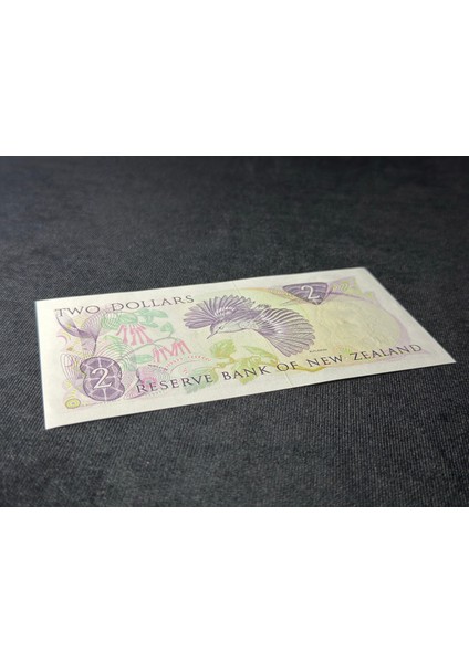 Kraliçe Elisabet Iı Yeni Zelenda 2 Dolar P 170B Seri End No 962118 Unc Çil indirimleri