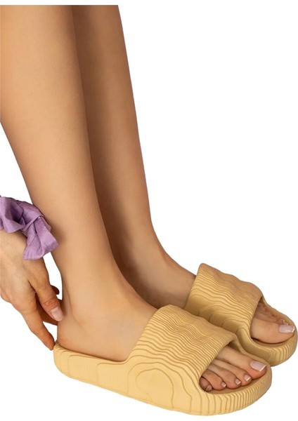 Plaj Havuz Hafif Rahat Kadın Terlik BEJ