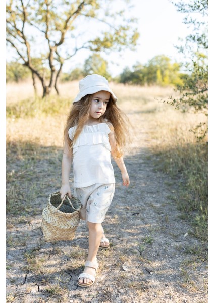 Önü Büzgülü Askılı Bluz Ekru modelleri