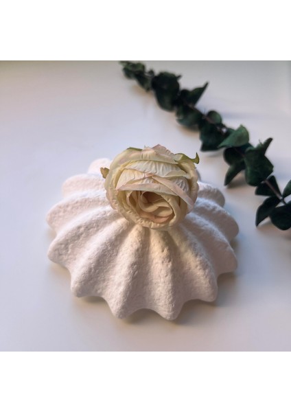 Soft Yeşil Yan Gül Toka