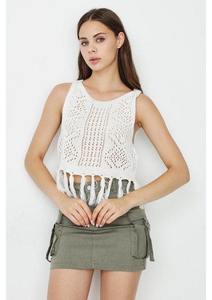 Kadın Etek Ucu Püsküllü Örgü Crop Top