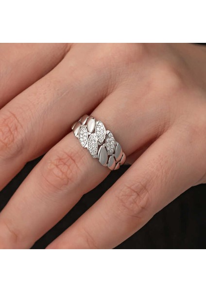 Gümüş Zirkon Taşlı Kadın Yüzük modelleri