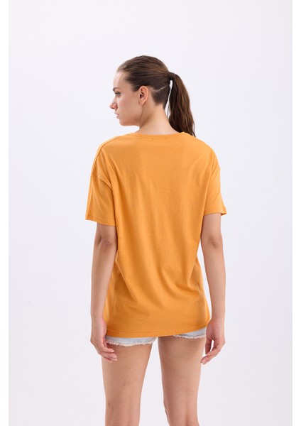 V Yaka Oversize T-Shirt