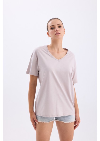 V Yaka Oversize T-Shirt