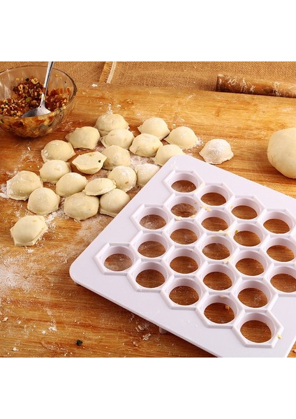 D Tipi Stili Mutfak Hamur Presi Ravioli Yapım Kalıbı Mantı Kalıbı Yapma Aleti Kendin Yap Kalıbı Pelmeni Kalıbı Makarna Formu 37 Delikli Sıcak 2021 (Yurt Dışından)