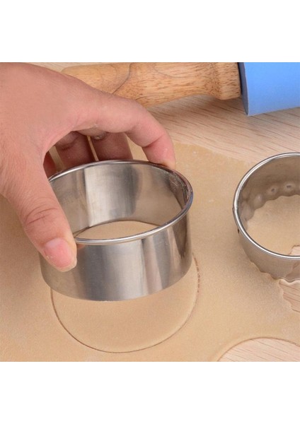 B Tarzı 3 Adet Yuvarlak Çiçek Şekilli Hamur Kesme Aracı Mutfak Aletleri Çelik Mantı Kesici Taşınabilir Mantı Kalıpları (Yurt Dışından) fırsatları