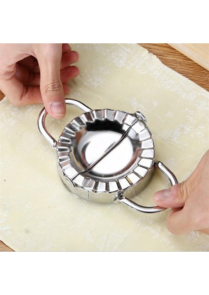 1pc Yuvarlak 9.5cm Tarzı 1 Adet Mutfak Paslanmaz Çelik Mantı Yapma Kalıbı Hamuru Kesici Turta Ravioli Mantı Kalıbı Doldurulmuş Et Kaşığı Mutfak Araçları (Yurt Dışından)