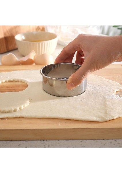 Pembe Tarzı Paslanmaz Çelik Yuvarlak Mantı Kalıpları Kesici Maker Kurabiye Kek Hamur Sarma Hamur Kesme Aksesuarları Mutfak Gereci (Yurt Dışından) modelleri
