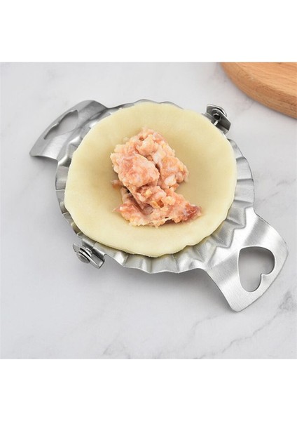 7.5 Kesici Stili Dumpling Artifact El Kitabı Paslanmaz Çelik Mantı Kalıbı Mutfak Küçük Araçları Mantı Hamuru Kesici Yapma Makinesi Jiaozi Aracı (Yurt Dışından) fırsatları