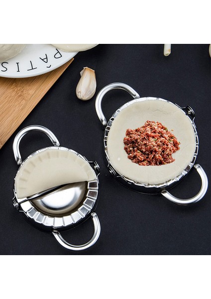 Bej Tarzı Mutfak Mantı Yapıcı Paslanmaz Çelik Hamur Kesici Pie Ravioli Mantı Kalıbı Mutfak Hamur Işleme Araçları Kesme Aracı (Yurt Dışından) fiyatları