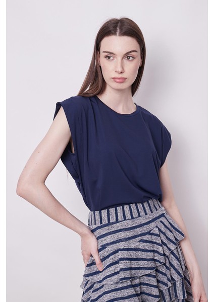 Şık Likralı Span Kumaş Kolsuz Geniş Sıfır Yaka Düşük Omuzlu Basic Tshirt Bluz-Lacivert indirimleri