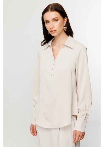 V Yaka Önü Düğmeli Bluz fiyatları