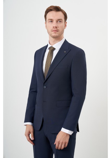 Erkek Lacivert Yünlü Platinium 8-Drop Slim Fit Sivri Yaka Takım Elbise
