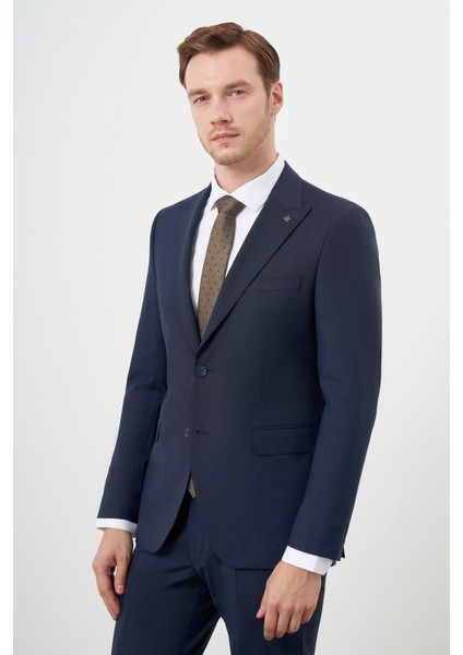 Erkek Lacivert Yünlü Platinium 8-Drop Slim Fit Sivri Yaka Takım Elbise