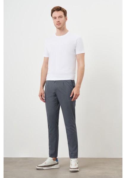 Erkek Lacivert Poliviskon Trend Pileli Slim Fit Spor Pantolon fırsatları