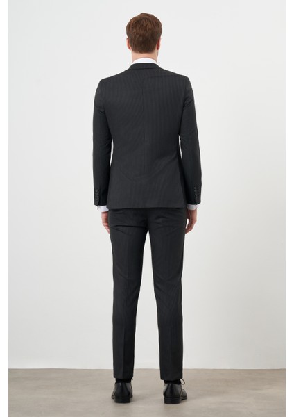 Erkek Siyah Poliviskon Trend Yelekli Çizgili Desen Slim Fit Sivri Yaka Takım Elbise indirimleri