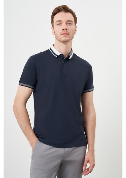 Erkek Lacivert Trend Compact Pike Düz Desen Düğmeli Yaka Dynamic Fit T-Shirt fiyatları