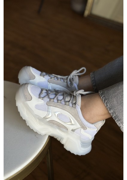 File Detaylı Sneaker
