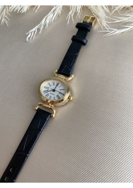 Retro Minimal Vintage Deri Kordon Kadın Kol Saati Kelebek Model fırsatları