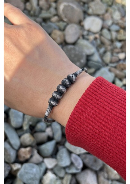 Gümüş Kazaziye Örme Beş Top Detaylı Şık ve Otantik Bileklik fiyatları