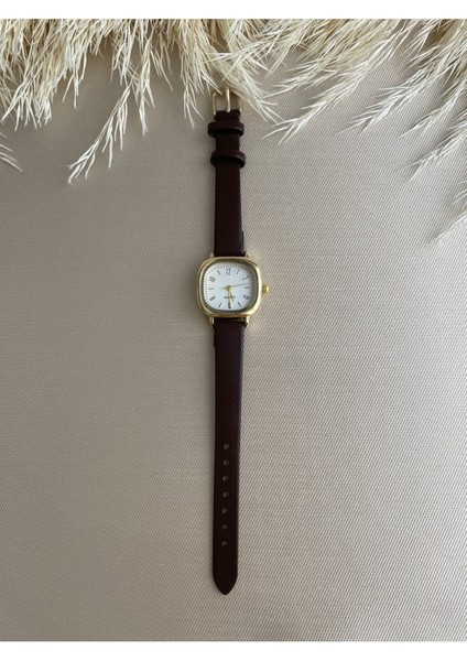 Retro Minimal Vintage Deri Kordon Kadın Kol Saati
