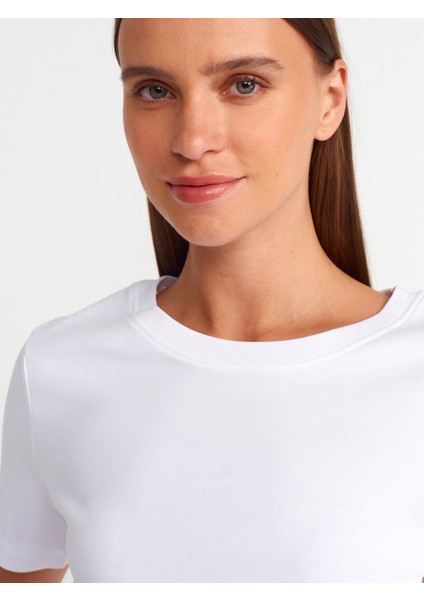 31142 Bisiklet Yaka T-Shirt-Beyaz