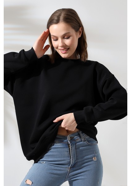 Şardonlu Bisiklet Yaka Oversize Sweatshirt 21620 Siyah fiyatları