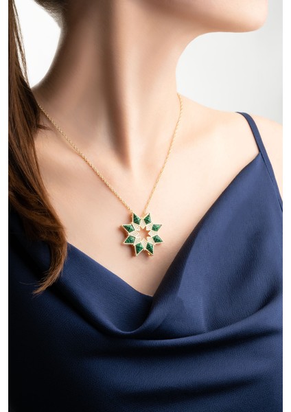 Malahit Çiçeği 18 Ayar Sarı Altın Kaplama Gümüş Tasarım Kolye fırsatları