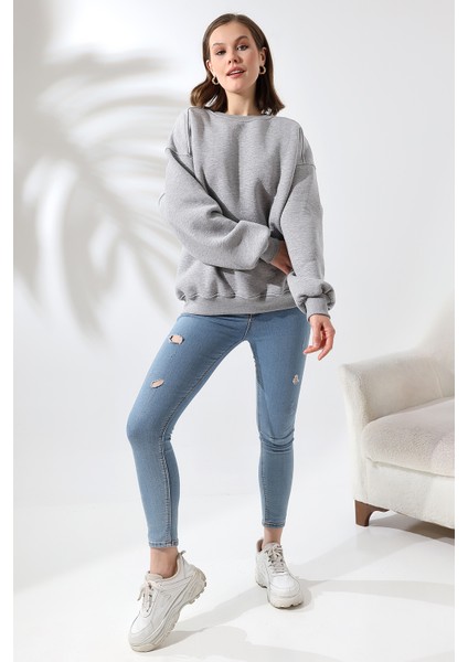 Şardonlu Omuz Detaylı Bisiklet Yaka Oversize Sweatshirt 21616 Grimelanj