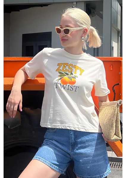 Sarı Bisiklet Yaka Pamuklu Kısa Kollu Kadın T-Shirt MG2150 modelleri