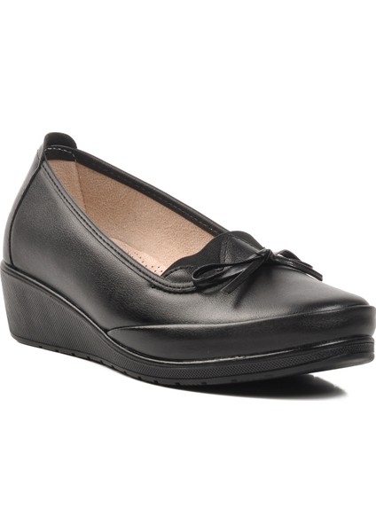 101 Siyah Kadın Günlük Ayakkabı modelleri