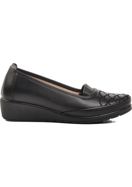206 Siyah Kadın Günlük Ayakkabı