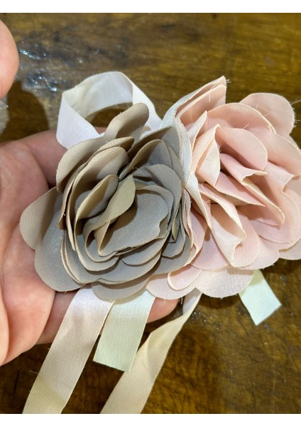 11X8 cm Çift Güllü Püsküllü Taşlı Broş Yaka Iğnesi fiyatları