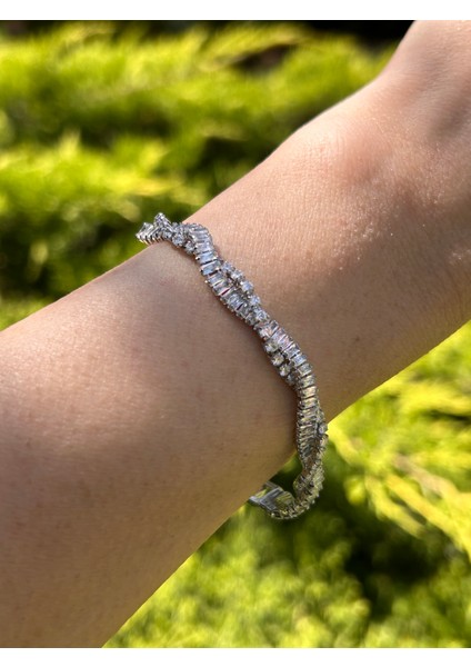 BYM556 Kadın Çelik Silver Su Yolu Burgulu Model Karamaz Abiye Günlük Bileklik