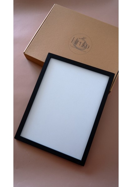 Ahşap Çerçeve Iç Ölçü 35X45 cm Premium Frame Siyah & Beyaz & Ahşap Puzzle-Anı-Fotoğraf Çerçevesi