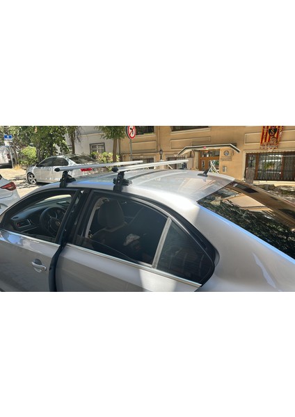 Vw Jetta 2009-2020 Oluksuz Tip Port Bagaj Tavan Çıtası Ara Atkı Kapıdan Sıkıştırmalı