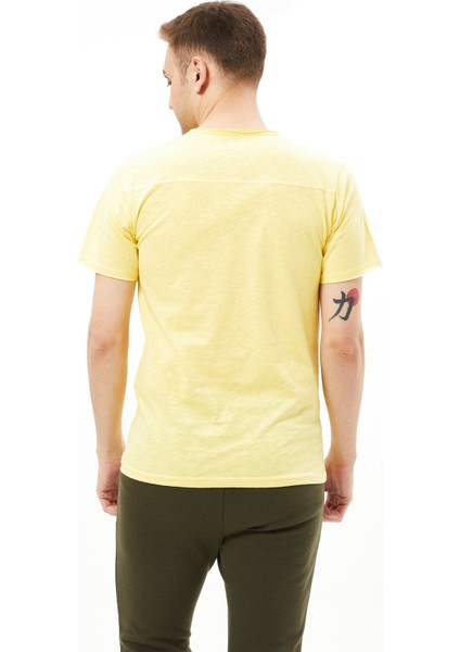 Sarı V Yaka Erkek Tshirt