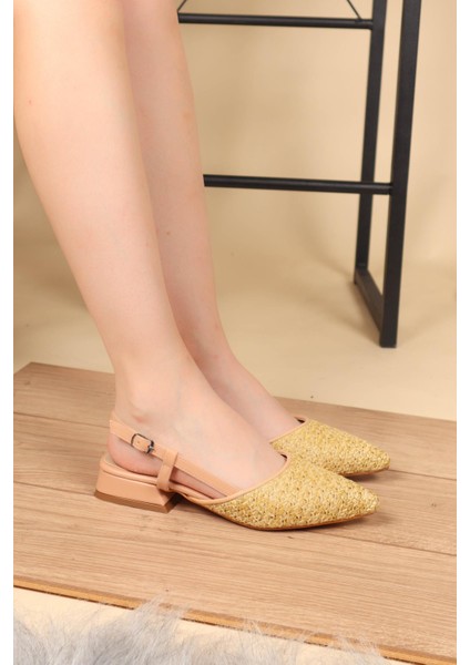 Önü Kapalı Arkası Açık Hasır Topuklu Babet Ten