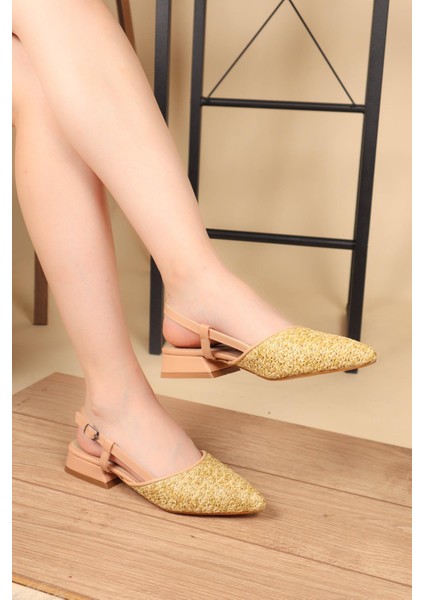 Önü Kapalı Arkası Açık Hasır Topuklu Babet Ten