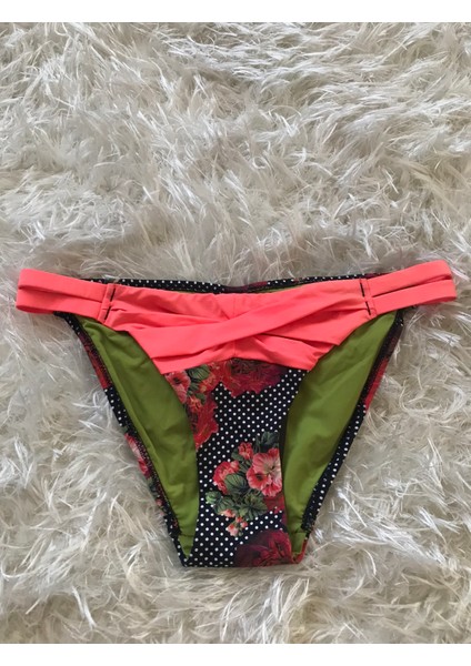 Bayan Bikini Altı