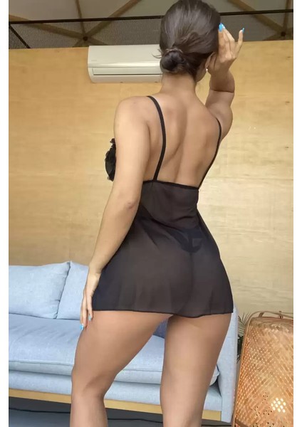 Göğüs Kısmı Işlemeli Tül Mini Gecelik