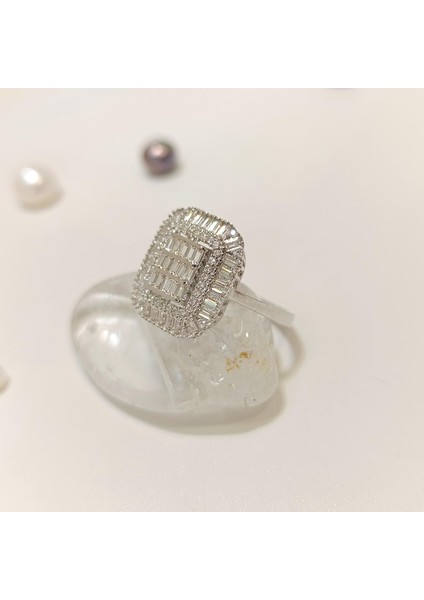 Baget Taşlı Yüzük 14 Ayar Altın Hd Videolu