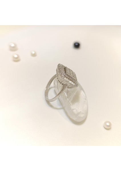 Baget Taşlı Yüzük 14 Ayar Altın Hd Videolu fırsatları