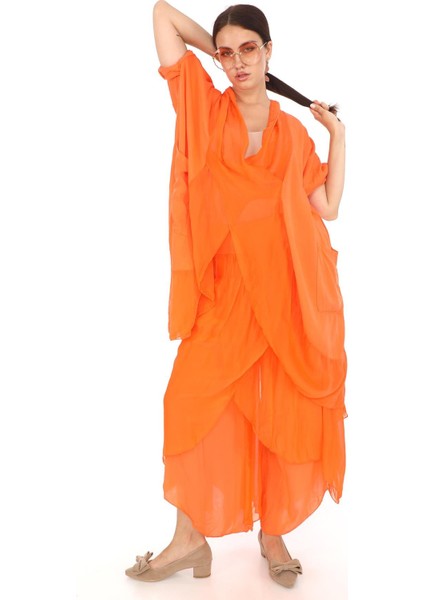 Italyan Ipek Detaylı Oversize Kap Bluz- Asimetrik Pantolon Takım