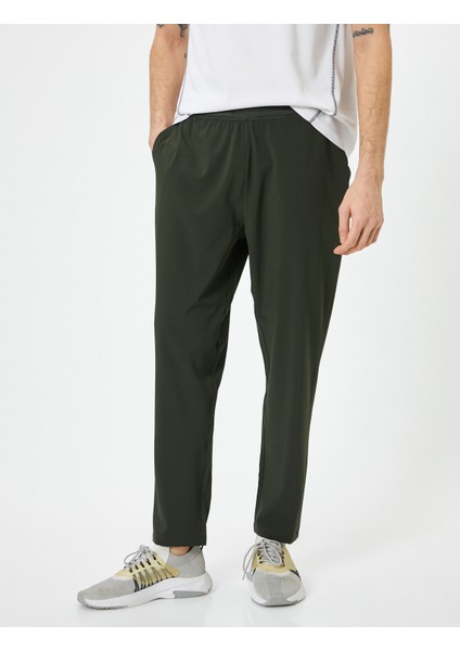 Spor Eşofman Altı Slim Fit Beli Lastikli Telefon Cebi Detaylı modelleri