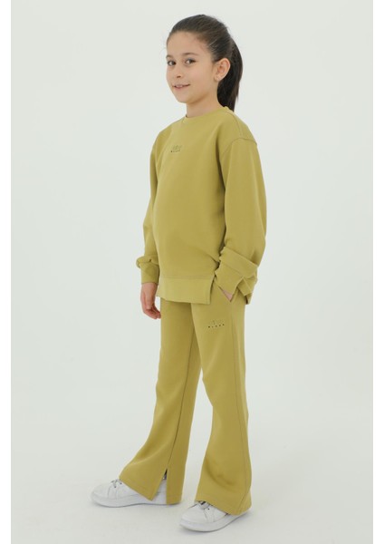 Bisiklet Yakalı Yırtmaçlı Ispanyol Paça Baskı Detaylı Pamuklu 2'li Alt Üst Kız Eşofman Takımı fiyatları