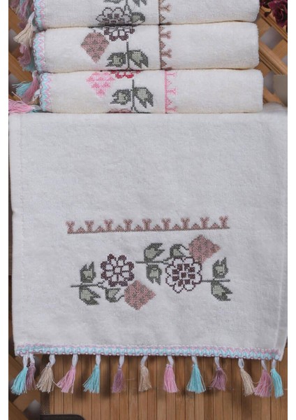 2'li Kanaviçe Çiçek Nakışlı El Yüz Havlu Seti Püsküllü modelleri