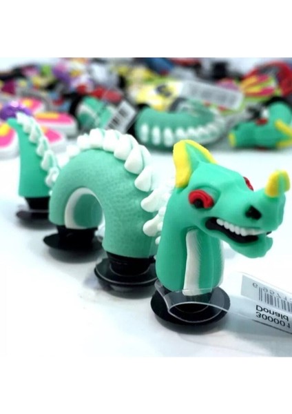 1 Adet 3 D Crocs Terlik Süsü 3 Parça Etiketlidir.
