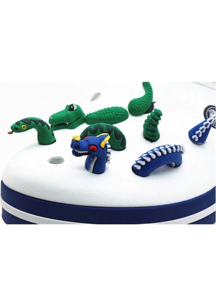 1 Adet 3 D Crocs Terlik Süsü 3 Parça Etiketlidir.